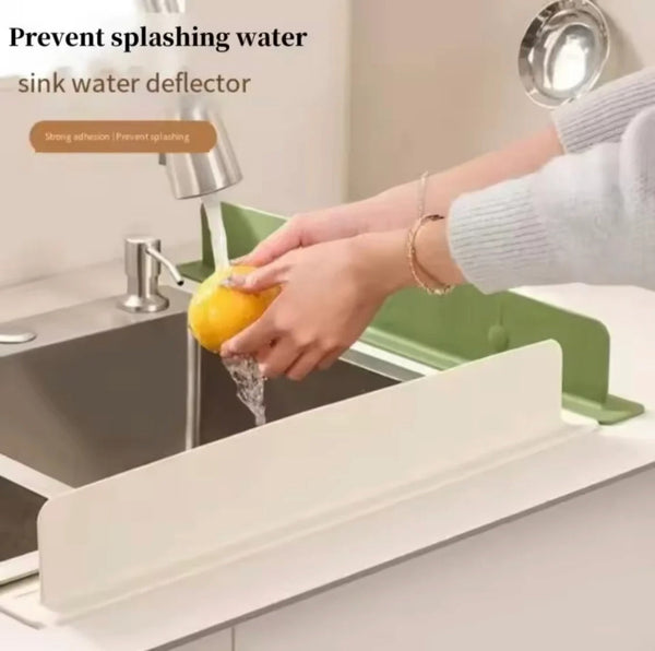 Silicone Sink Splash Guard – Flexible Faucet Water Catcher